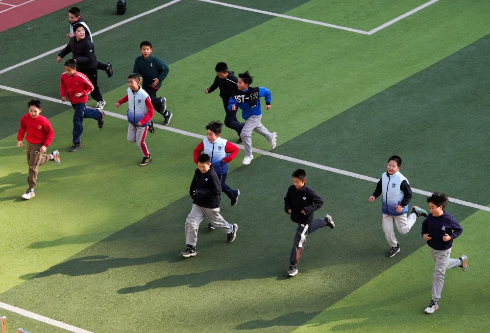 跑鞋市场调查青少年国产(图2)