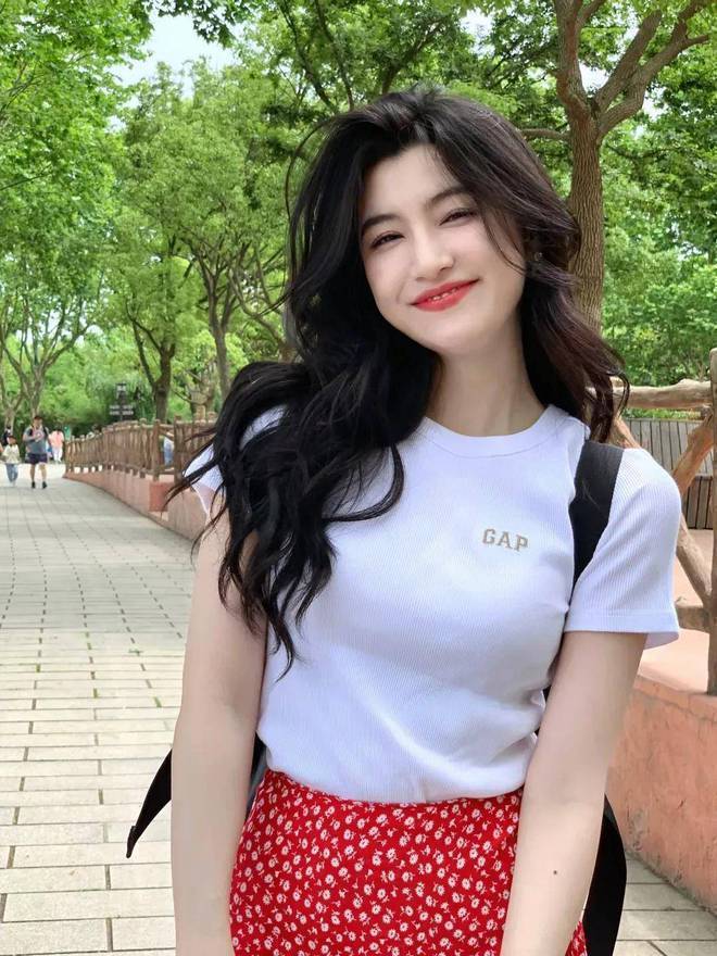 妙搭配提升整体穿搭效果配饰的重要性如何通过巧(图11)