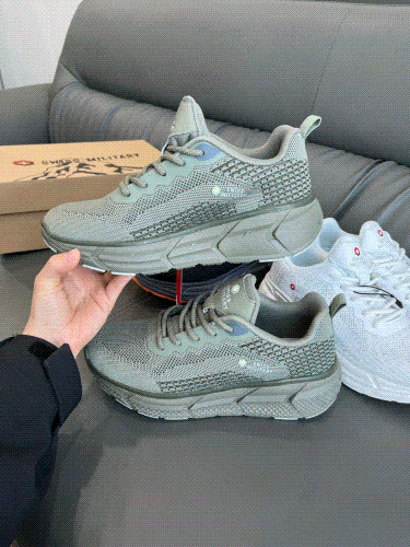 动鞋推荐!性价比绝了户外通勤两不误!踢走班味放肆去野春夏户外宝藏情侣运(图20) 动鞋推荐!性价比绝了户外通勤两不误!踢走班味放肆去野春夏户外宝藏情侣运(图20)