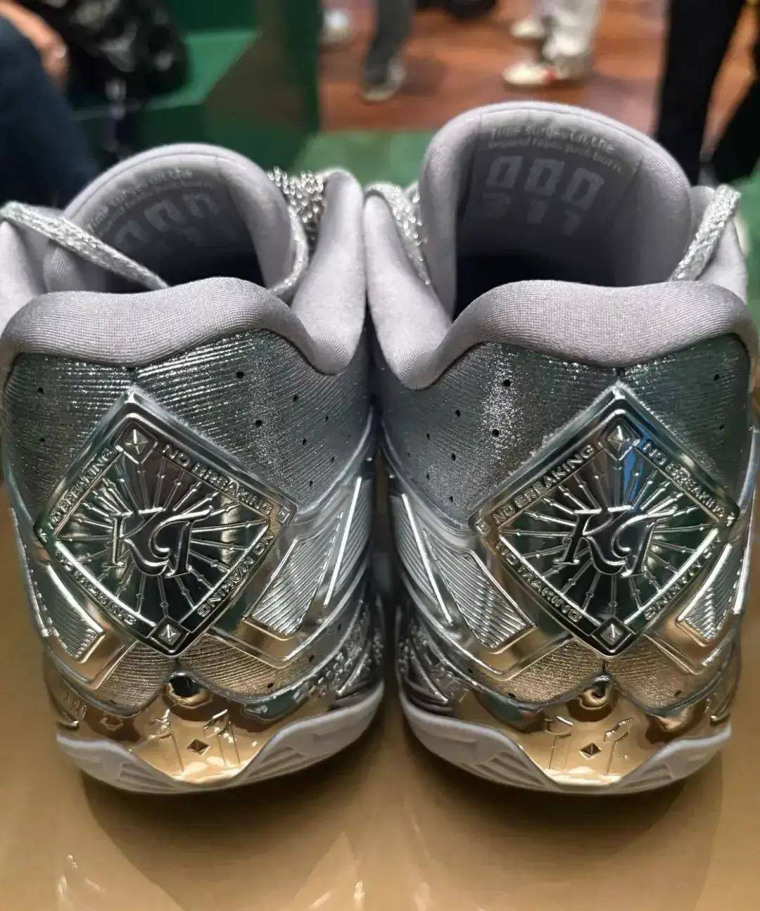 终身合同的特别配色球鞋库里已经穿上克莱安踏(图6)